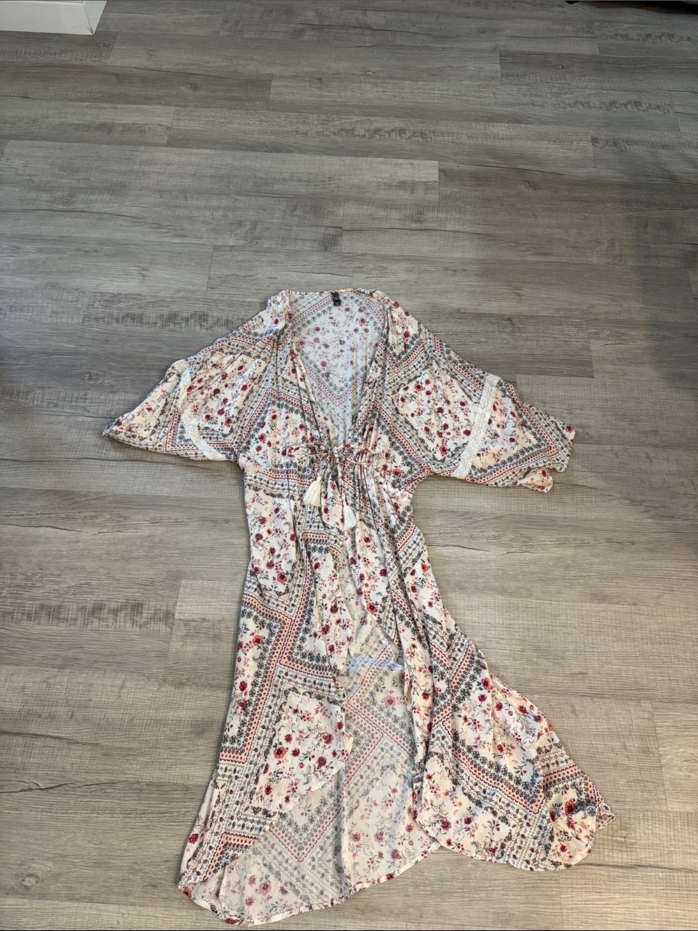 Alya Floral Patchwork Wrap in Cream, Pink and Blue